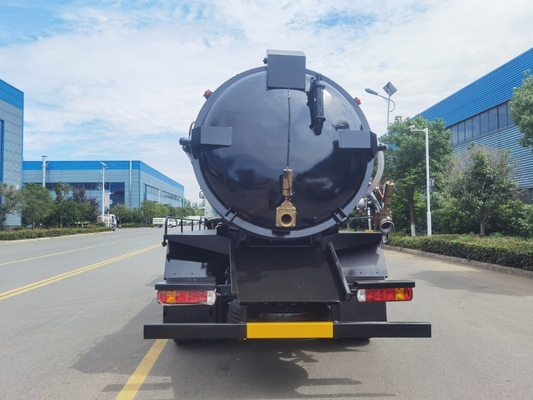 Sinotruk HOWO 4X2 4m3 5m3 6m3 8m3 420HPのための真空下水道廃棄物吸い込みトラック