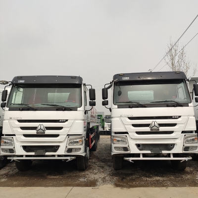 手動トランスミッション レッドシノシノトラック HOWO 20m3 5000ガロン水スプリンクラー 1