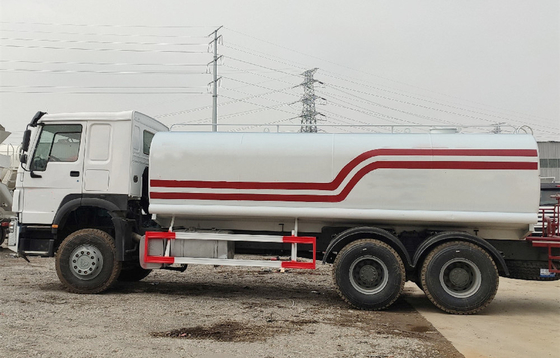 30T 積載用 水用トラック タンク シノトラック HOWO 6X4 10 輪 375HP 20000リットル
