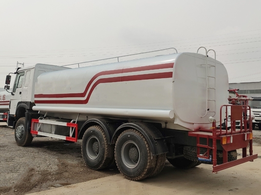 30T 積載用 水用トラック タンク シノトラック HOWO 6X4 10 輪 375HP 20000リットル