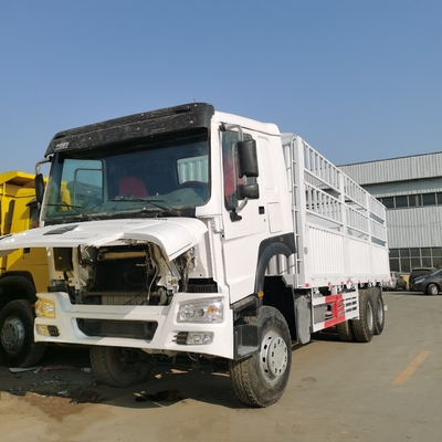 シノトラック HOWO 30tons 40tons 8X4 6X4 安全な輸送のために使用された貨物箱トラック