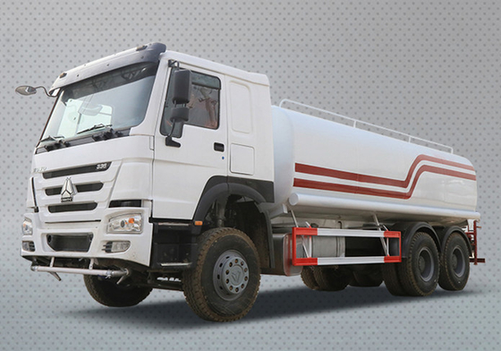 トラックモデル Zz3257n3847A Sinotruk HOWO 6X4 GCC認定の水用トラック
