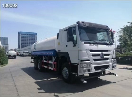 シノトルク HOWO 6X4 噴水水トラック API バルブ 1 スリーパー 2 シート