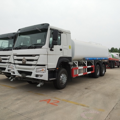 シノトルク HOWO 4X2/6X4/8X4 飲料水タンク 15001 30000L 容量の水用トラック