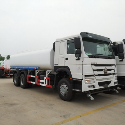 シノトルク HOWO 4X2/6X4/8X4 飲料水タンク 15001 30000L 容量の水用トラック