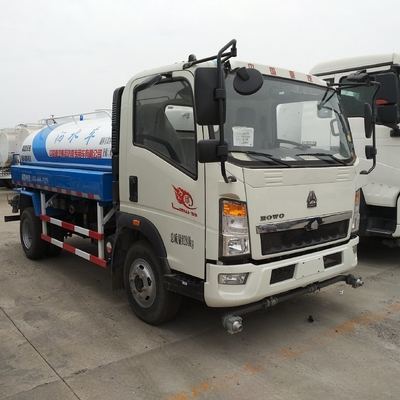 シノトルク HOWO 4X2/6X4/8X4 飲料水タンク 15001 30000L 容量の水用トラック