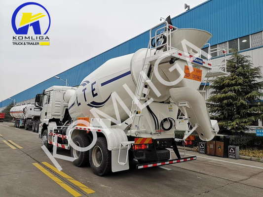 移動容量 25-30tons フロントリフティングスタイル シノトラック 6X4 中古コンクリートポンプトラック