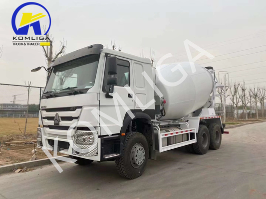 Sinotruk 6X4 中古ミニコンクリートミキサー トラック 20cbm バケツサイズ 5600X2300X1500