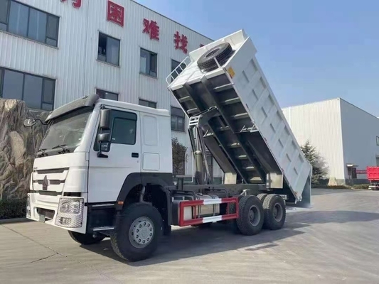 フロントリフティングスタイル HOWO 10 タイヤ 20cbm 6X4 マニュアルトランスミッション付きダンプトラック