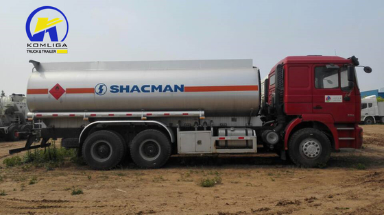 5600X2300X1500 20cbm エアコン付き 1スリーパー シャックマン 8X4 12輪 オイルタンク トラック