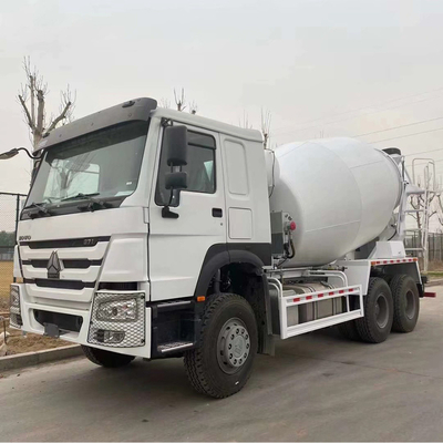 シノトルク HOWO 6X4 10ホイール 340HP 371HP 中古セメントミキサートラック 5600X2300X1500 20cbm