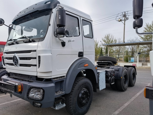 400L アルミ合金燃料タンカー 6X4 ベイベン トラクター トラックヘッド エンジン容量&gt;8L