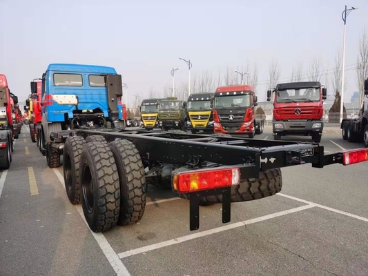 10ホイール 6X4 ベイベンディーゼルダンプトラック 400L アルミ合金燃料タンカー付きベンツトラック
