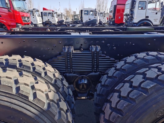 10ホイール 6X4 ベイベンディーゼルダンプトラック 400L アルミ合金燃料タンカー付きベンツトラック