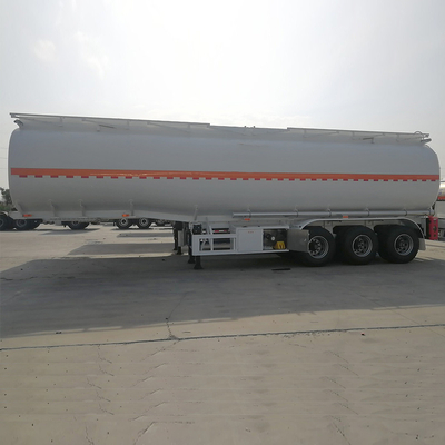 3軸 45000リットルの燃料タンク トレーラー 50トンの負荷容量と12r22.5タイヤ