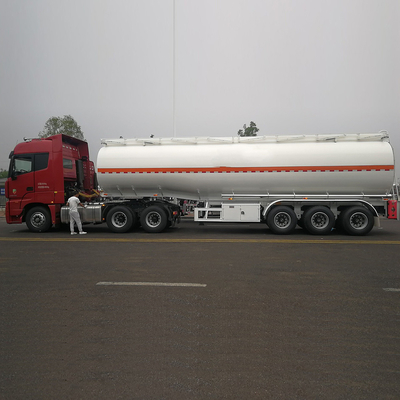 7000~8000mm 輪基3軸 45000L ガソリン 輸送 油タンカー 燃料タンカー トラック トレーラー
