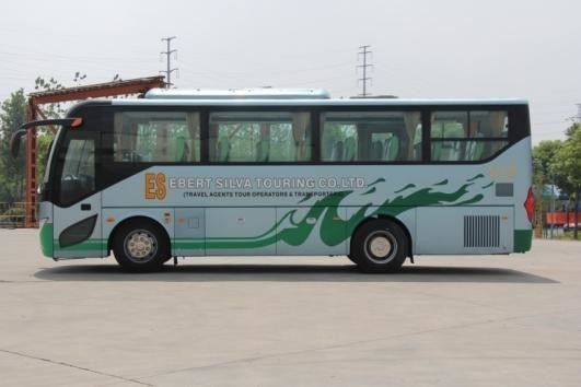 マニュアルトランスミッション 2023 40席 バス Rhd LHD アフリカ ウガンダ ジンバブエ ザンビア