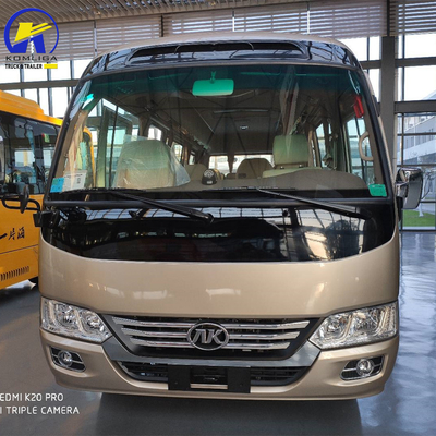 屋根に設置されたA/C 22000kcal/Hとディーゼル燃料 31-50席 デザインの豪華バス