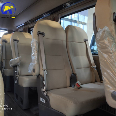 屋根に設置されたA/C 22000kcal/Hとディーゼル燃料 31-50席 デザインの豪華バス